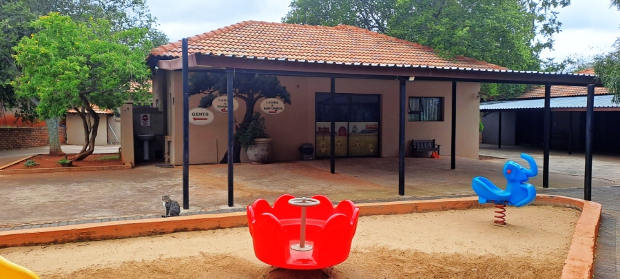 Commercial Property for Sale in Melodie North West